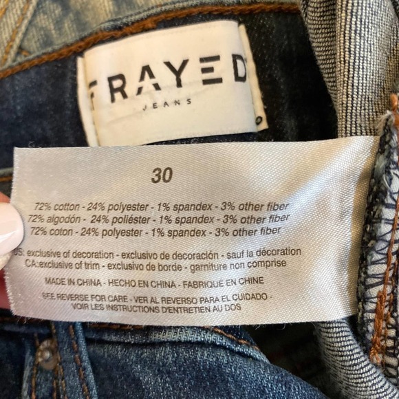 NWT FRAYED Deep End High Rise Denim Short, size 30 - Picture 5 of 9